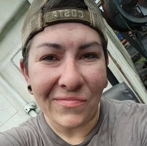 Meet your Posher, Maegan